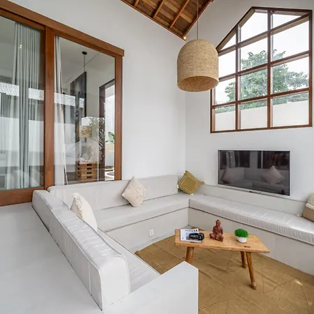 Stylish 2Bd Villa With Pool In The Heart Of Canggu